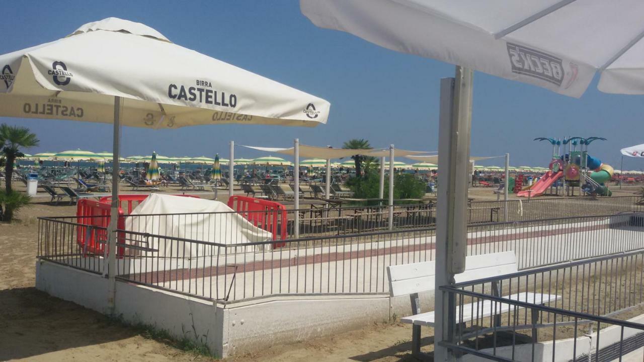 Domus Maris Viserba, Spiagge E Centro A 100 Mt, Promo Maggio Fiera Macfrut, Fieravicola, Expo Dental, Meeting リミニ エクステリア 写真