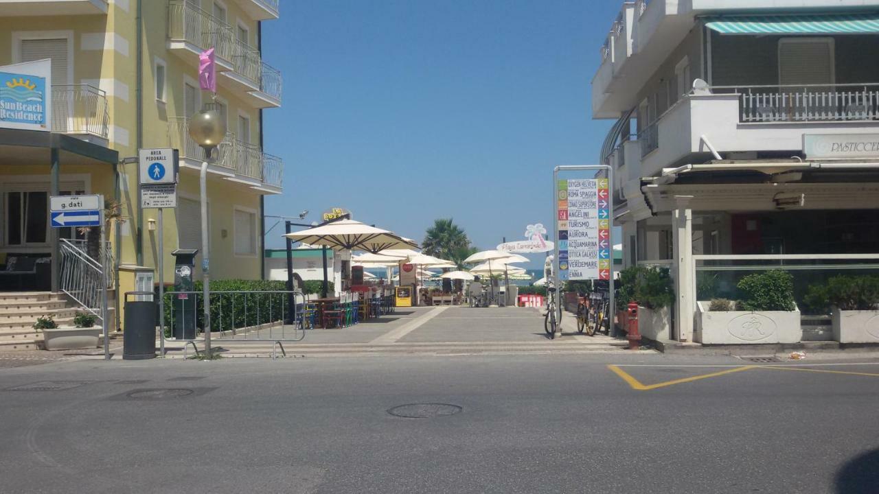 Domus Maris Viserba, Spiagge E Centro A 100 Mt, Promo Maggio Fiera Macfrut, Fieravicola, Expo Dental, Meeting リミニ エクステリア 写真